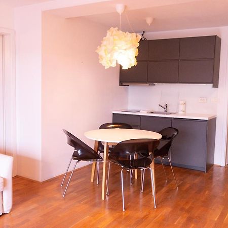Apartment Ema Копер Екстериор снимка