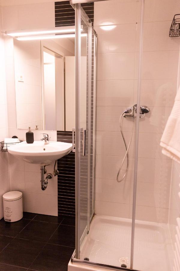Apartment Ema Копер Екстериор снимка