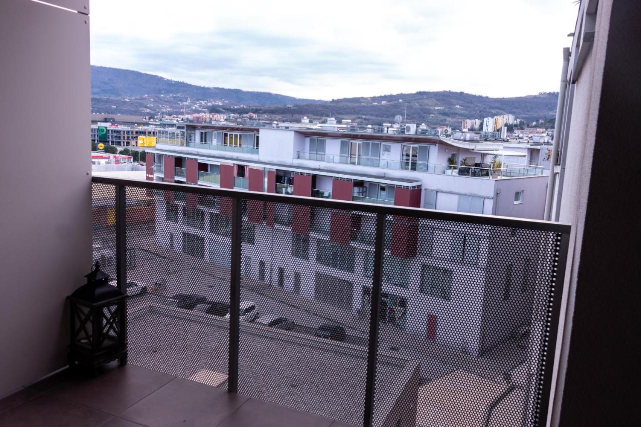 Apartment Ema Копер Екстериор снимка